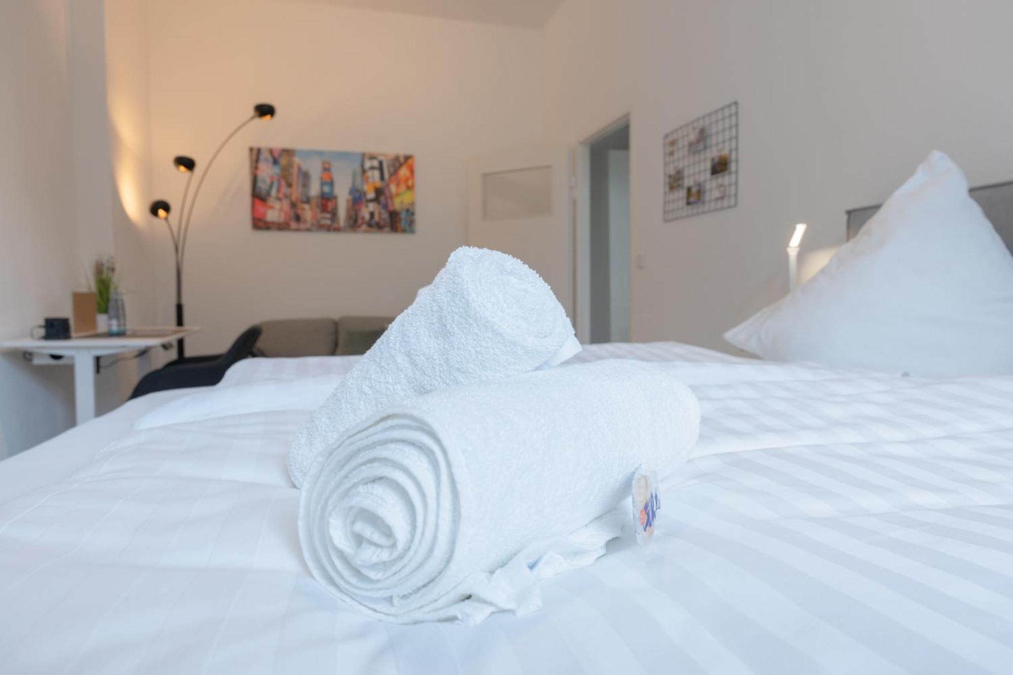Modernes Apartment In Top Lage Komfortabel Eingerichtet Mit Arbeitsplatz Und Kueche - Geibelsuite Hannover Luaran gambar