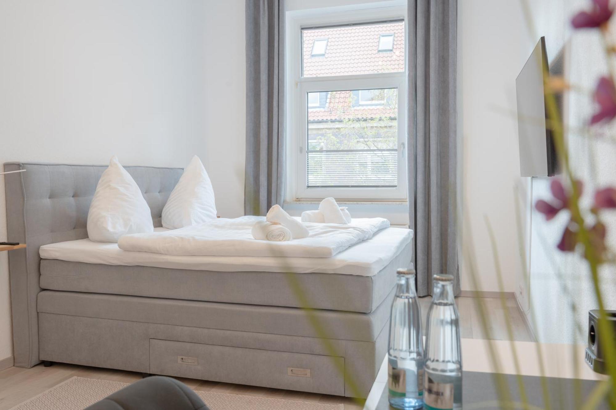 Modernes Apartment In Top Lage Komfortabel Eingerichtet Mit Arbeitsplatz Und Kueche - Geibelsuite Hannover Luaran gambar